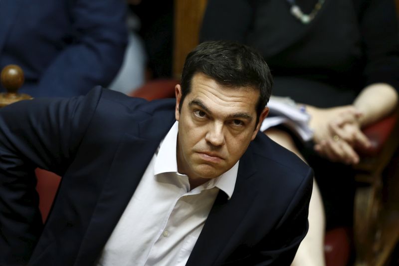 © Reuters. Primeiro-ministro grego, Alexis Tsipras, durante sessão parlamentar, em Atenas