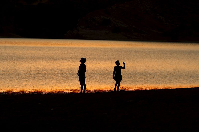 © Reuters. Los hoteleros españoles esperan un buen verano 2015 