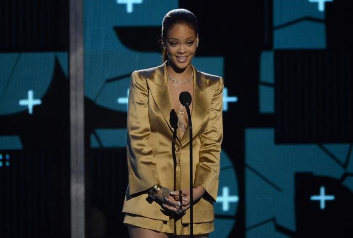 © Reuters. Rihanna durante premiação em Los Angeles