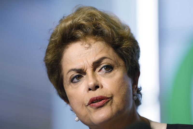 © Reuters. Presidente Dilma Rousseff durante entrevista coletiva na sede do Google, em Mountain View, nos Estados Unidos