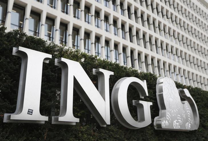 © Reuters. The logo of ING bank is seen at the entrance of the group's main office in Brussels