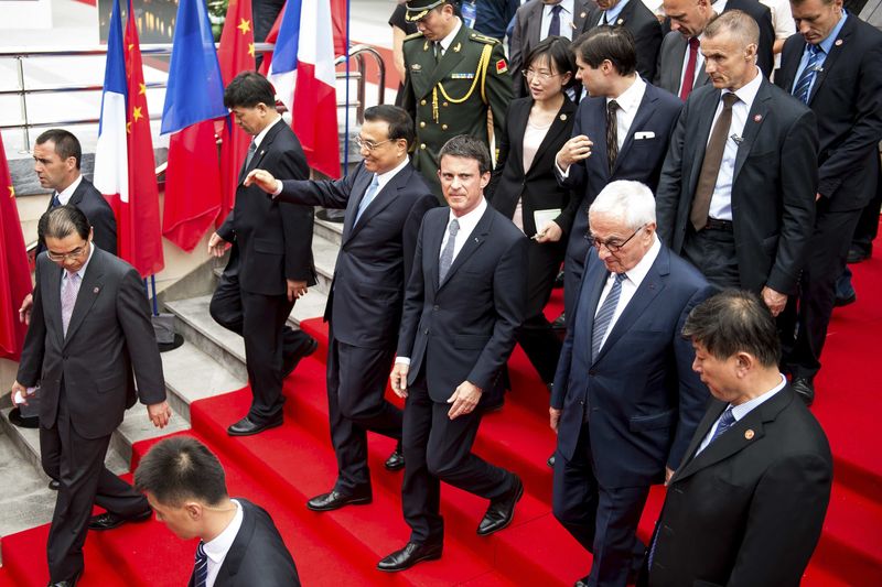 © Reuters. PLUIE DE CONTRATS CHINOIS POUR LES ENTREPRISES FRANÇAISES AVEC LA CHINE