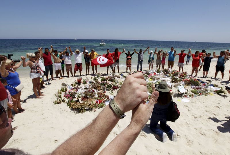 © Reuters. بعد هجوم تونس .. السائحون الاوروبيون يتحولون إلى أسبانيا وبلغاريا واليونان
