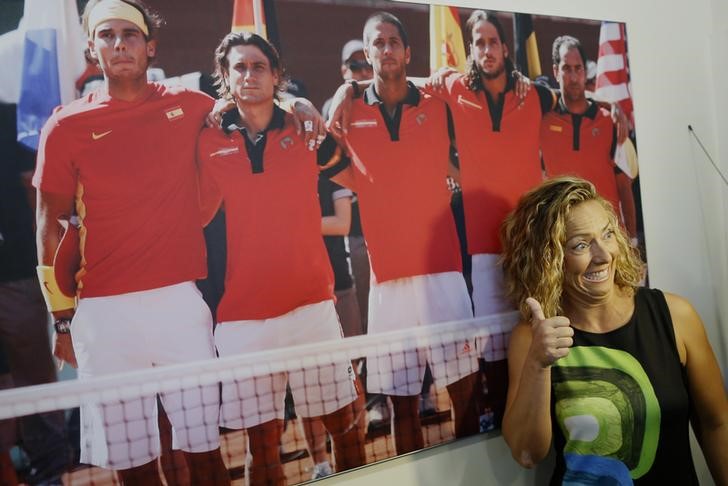 © Reuters. Former women's Tour player Leon poses for the media after attending a news conference in Seville