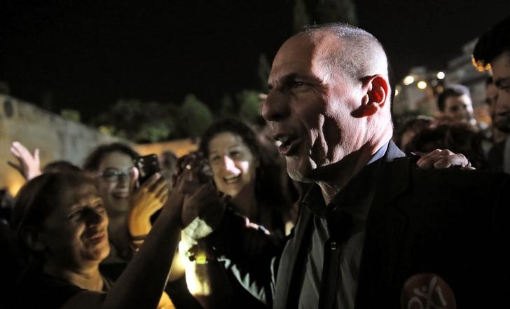 © Reuters. Varoufakis cataloga la actitud de Europa hacia Grecia de "terrorismo"