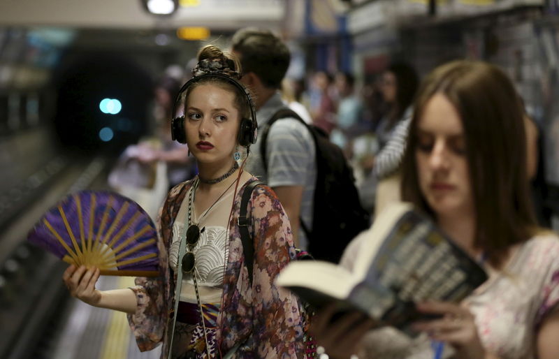 © Reuters. Los científicos, convencidos de que el cambio climático está tras la ola de calor en Europa