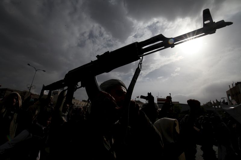 © Reuters. Más de 170 muertos en ataques aéreos y combates terrestres en Yemen