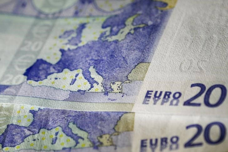 © Reuters. L'OCDE CONFIRME UNE CONSOLIDATION DE LA CROISSANCE DANS LA ZONE EURO