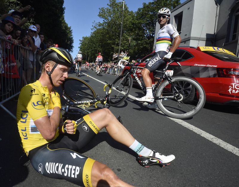 © Reuters. انسحاب مارتن متصدر الترتيب العام من سباق فرنسا وفروم يعتلي القمة
