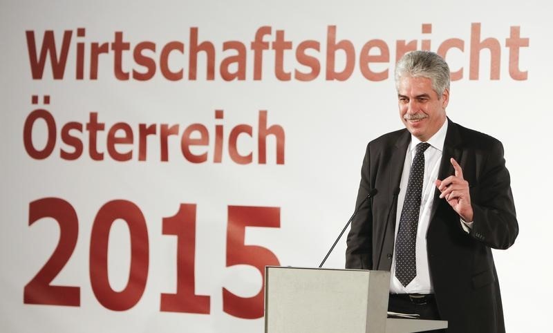 © Reuters. El ministro austríaco de Finanzas ve un 60% posibilidades de acuerdo griego