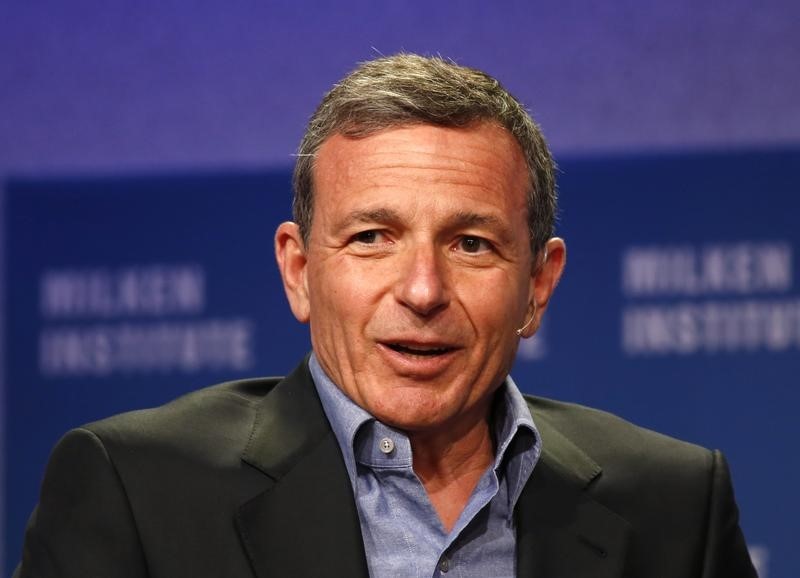 © Reuters. Robert Iger, Chairman and CEO, The Walt Disney Company, speaks at 2014 Milken Institute Global Conference in Beverly Hills