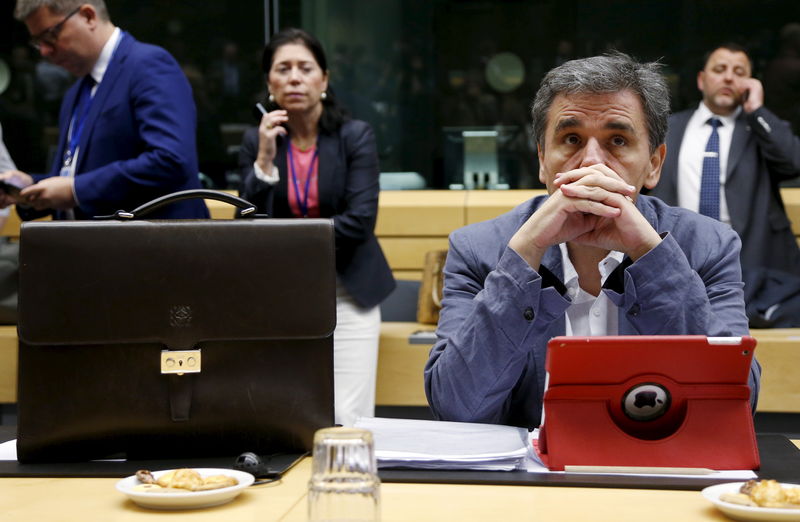 © Reuters. Greek Finance Minister Tsakalotos waits for the start of a euro zone finance ministers meeting in Brussels