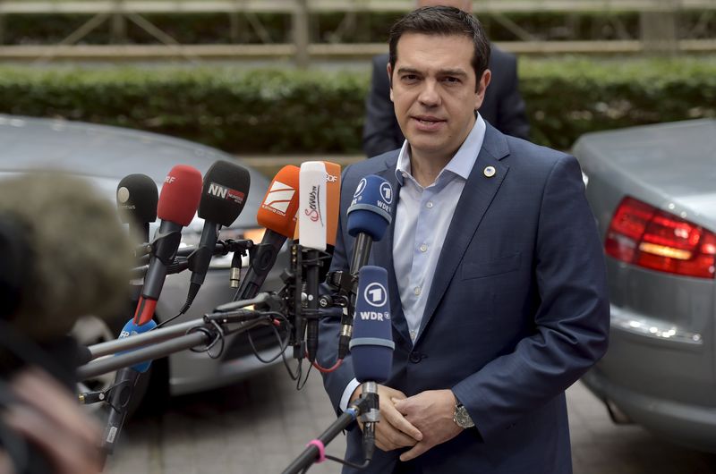 © Reuters. تسيبراس: اتفقنا على إعادة هيكلة الديون لتجنب خروج اليونان من منطقة اليورو