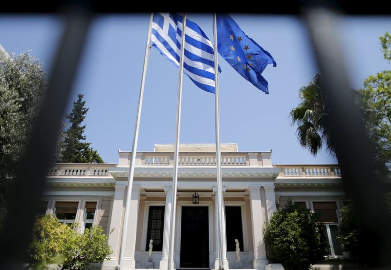 © Reuters. El Eurogrupo debatirá la financiación hasta que se concrete el tercer rescate griego