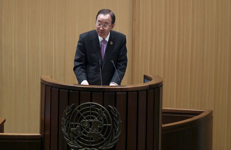 © Reuters. Chefe da ONU, Ban Ki-moon, em evento em Addis Ababa (Etiópia)