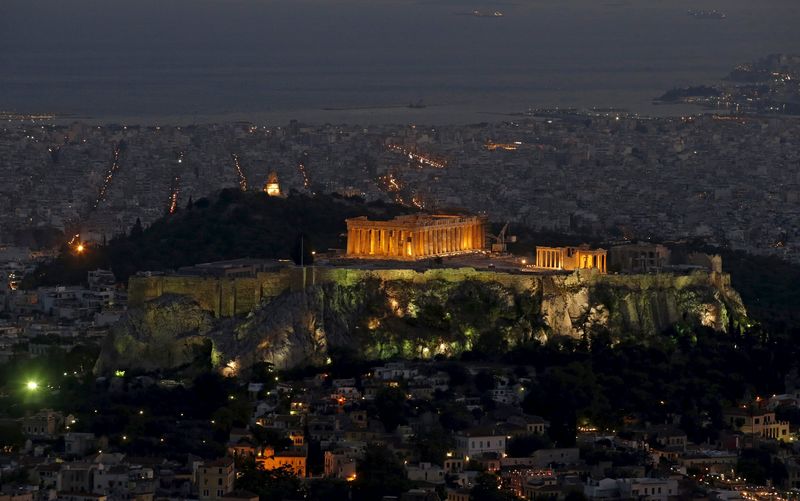 © Reuters. Вид на храм Парфенон в Афинах 