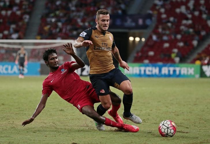 © Reuters. Singapore Select XI v Arsenal - Barclays Asia Trophy