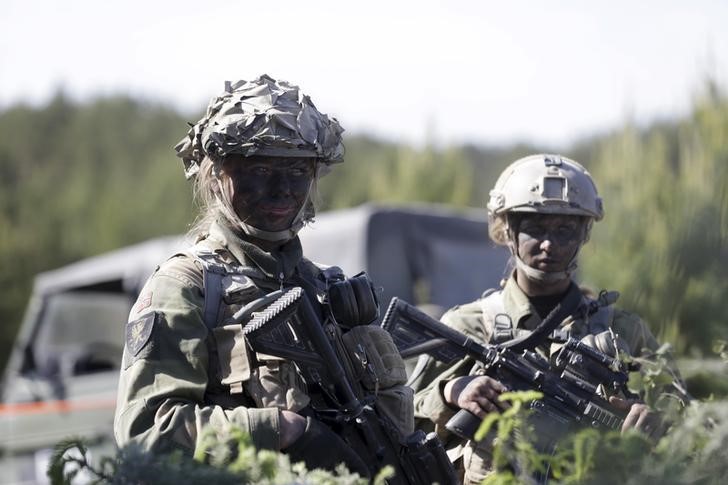 © Reuters. La OTAN realizará sus mayores maniobras militares desde 2002 para enfrentarse al EI