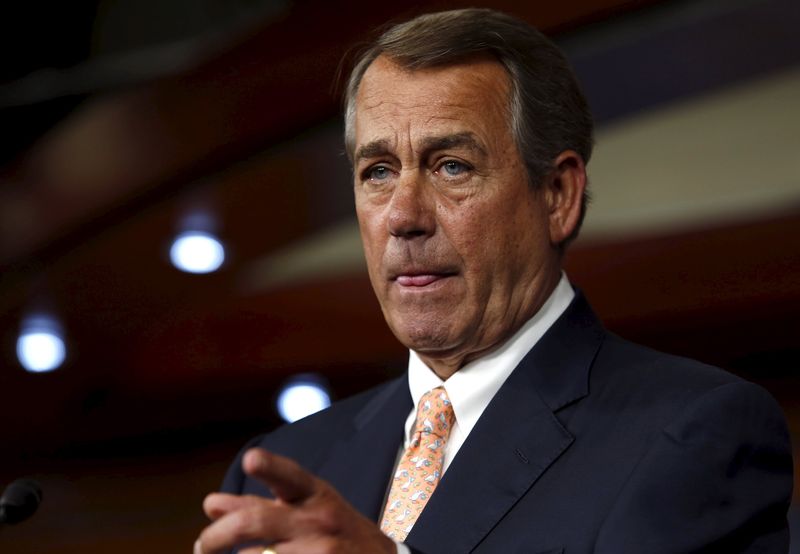 © Reuters. House Speaker John Boehner speaks about an Iran nuclear deal during his weekly press briefing 