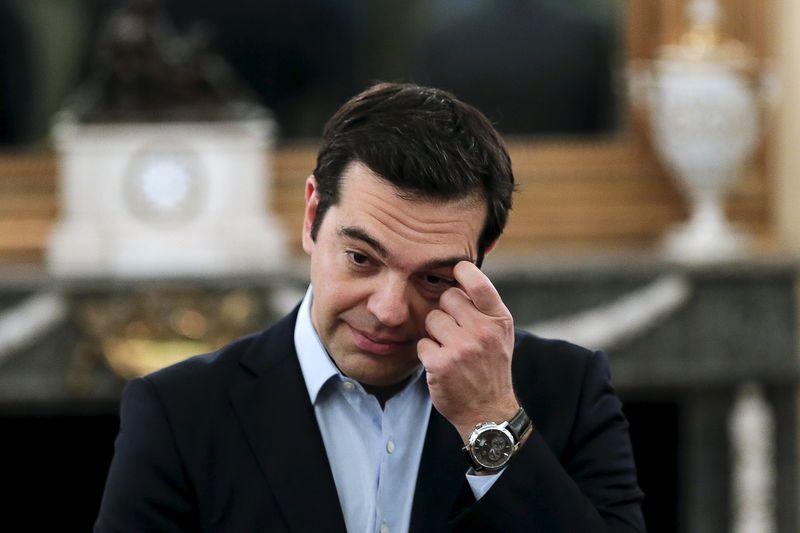 © Reuters. Greek PM Tsipras attends a swearing in ceremony of members of his government at the Presidential Palace in Athens