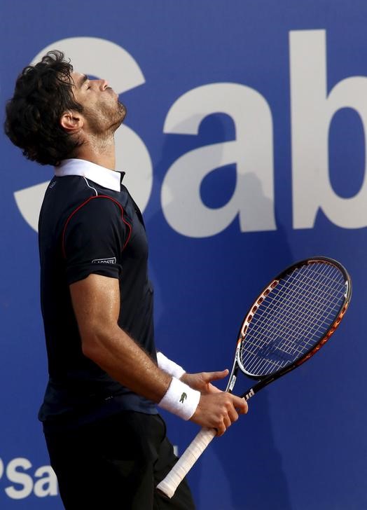 © Reuters. La crisis del tenis español se ahonda con una derrota ante Rusia en Copa Davis