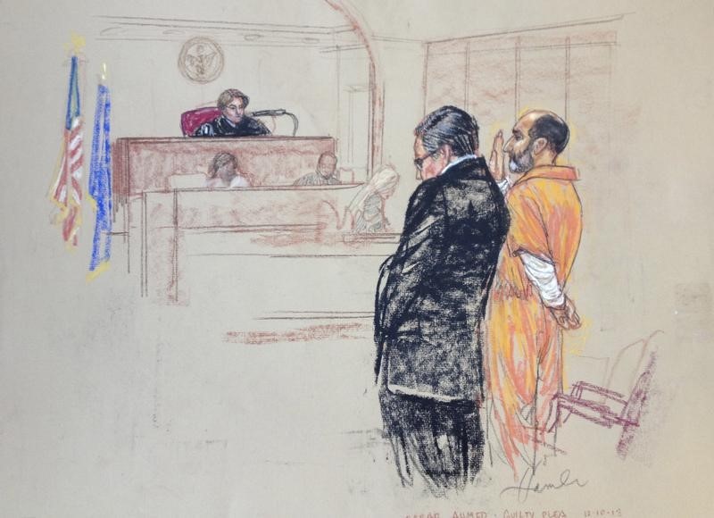 © Reuters. Ahmad, a British national accused of operating a website that promoted jihad and supported al Qaeda, is pictured as he pleads guilty in this courtroom sketch in the U.S. District Court in New Haven