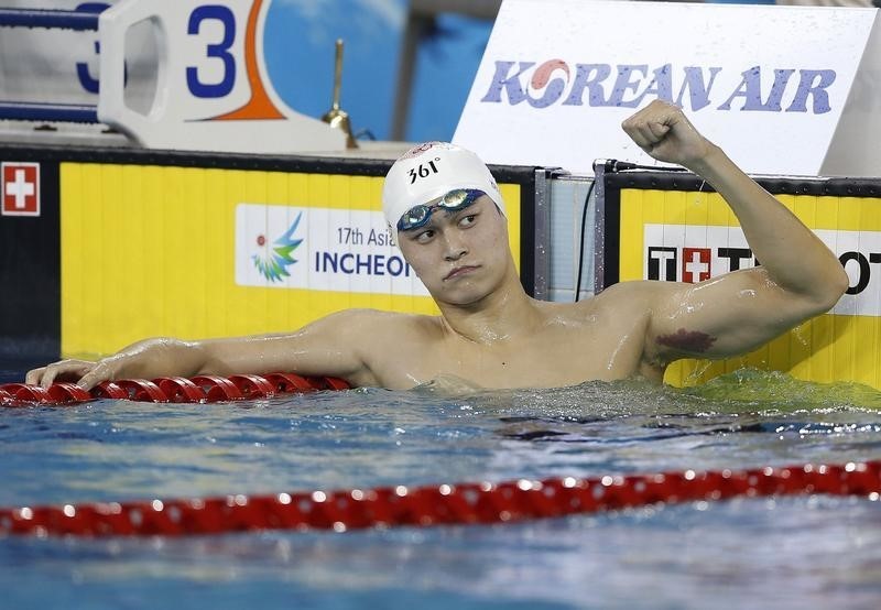 © Reuters. الصيني سون يكاد يعود لقمة مستواه قبل بطولة العالم للسباحة
