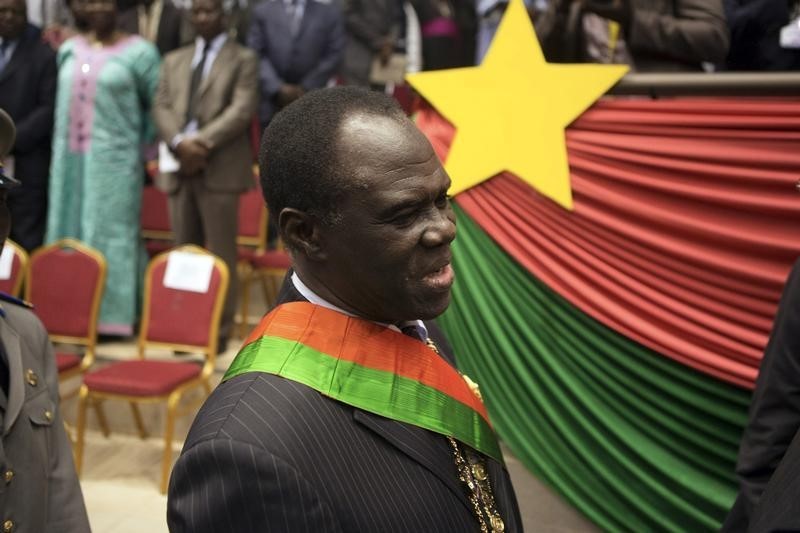 © Reuters. بوركينا فاسو تجري تعديلا حكوميا قبل ثلاثة أشهر من الانتخابات