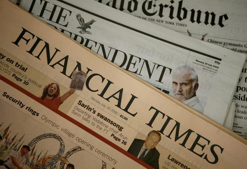 © Reuters. A copy of a Financial Times newspaper is displayed for sale in a newsagent in central London