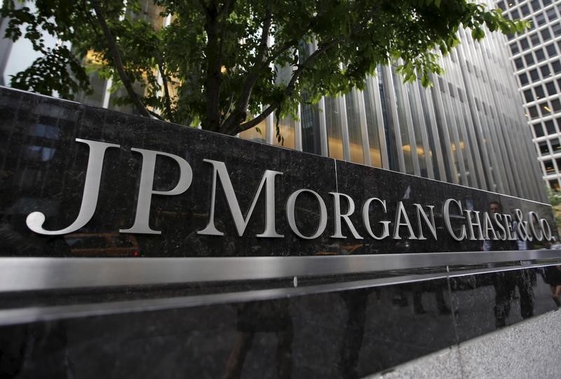 © Reuters. A view of the exterior of the JP Morgan Chase (NYSE:{{267|JPM}}) & Co. Corporate headquarters in the Manhattan borough of New York