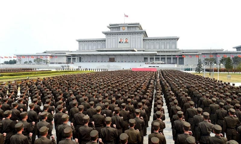 © Reuters. Corea del Norte dice no está interesado en negociaciones nucleares como Irán