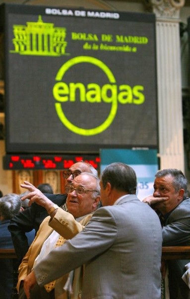 © Reuters. SPANISH GAS TRANSPORT ENAGAS LAUNCHES IPO AT MADRID BOURSE.