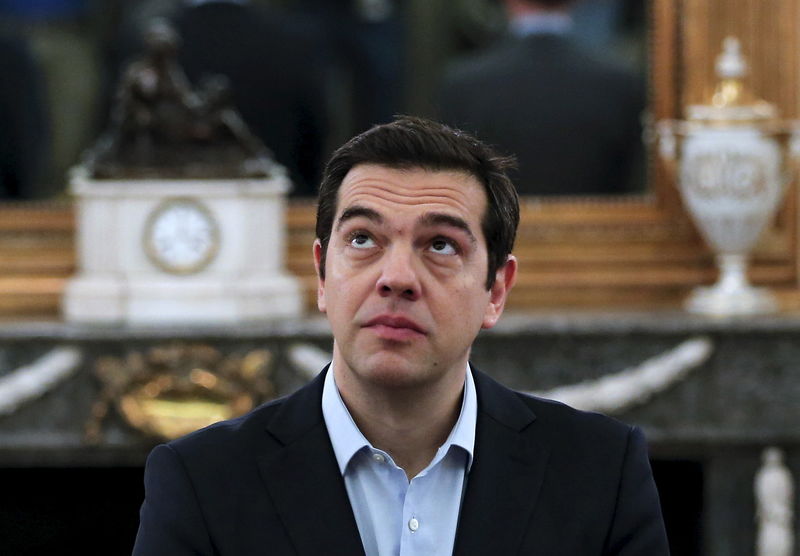 © Reuters. Premiê grego, Alexis Tsipras, durante cerimônia de possse de ministros no Palácio Presidencial, em Atenas