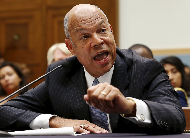 © Reuters. U.S. Homeland Security Secretary Jeh Johnson testifies before a House Judiciary committee hearing on Capitol Hill in Washington 