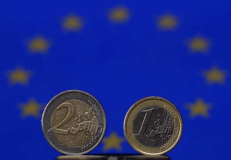 © Reuters. An illustration picture shows Euro coins