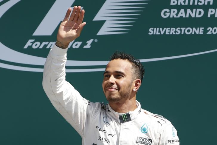 © Reuters. La lógica apunta a Hamilton, pero los finlandeses pueden sorprender en Hungría