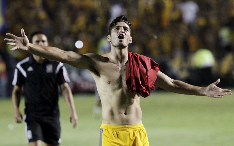 © Reuters. تيجريس يتخطى انترناسيونال ويصعد لنهائي كأس ليبرتادوريس
