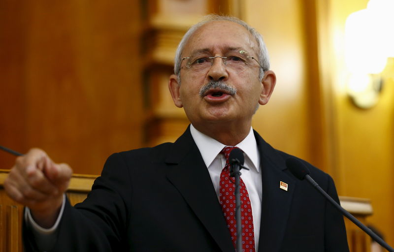 © Reuters. زعيم تركي معارض يرجح إجراء انتخابات مبكرة وليس تشكيل حكومة ائتلافية