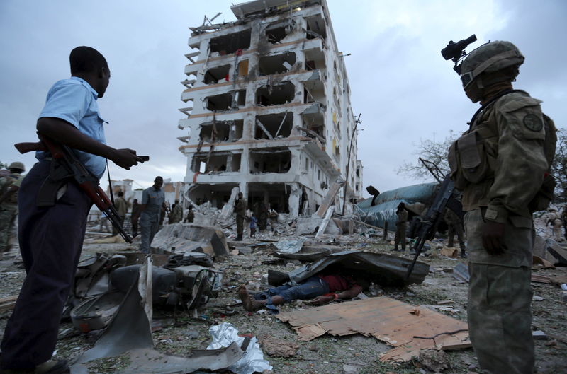 © Reuters. شينخوا: مقتل صيني في تفجير الصومال