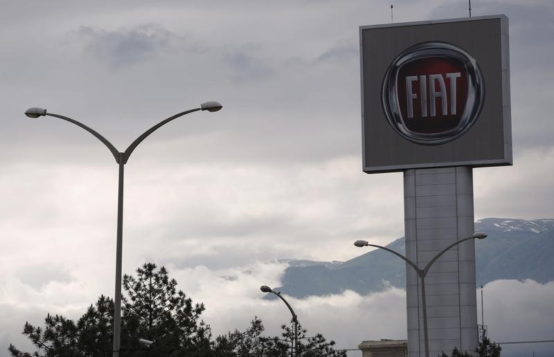 © Reuters. Il logo Fiat 