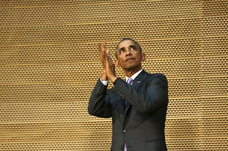 © Reuters. أوباما يحث الزعماء الأفارقة على الالتزام بالفترات الرئاسية