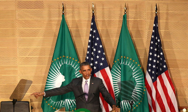 © Reuters. U.S. President Obama talks about presidential term limits during remarks at the African Union in Addis Ababa, Ethiopia