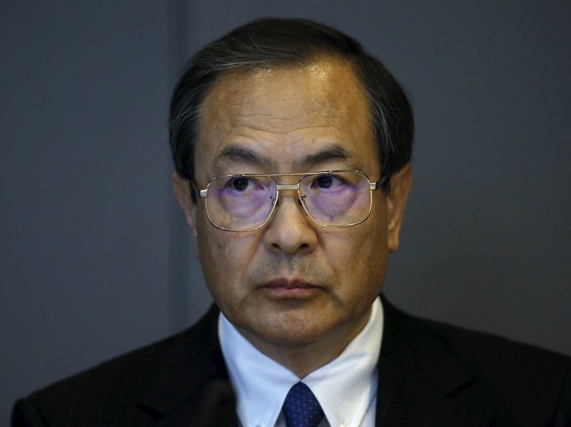 © Reuters. Toshiba Corp Chairman of the Board Masashi Muromachi attends a news conference at the company headquarters in Tokyo