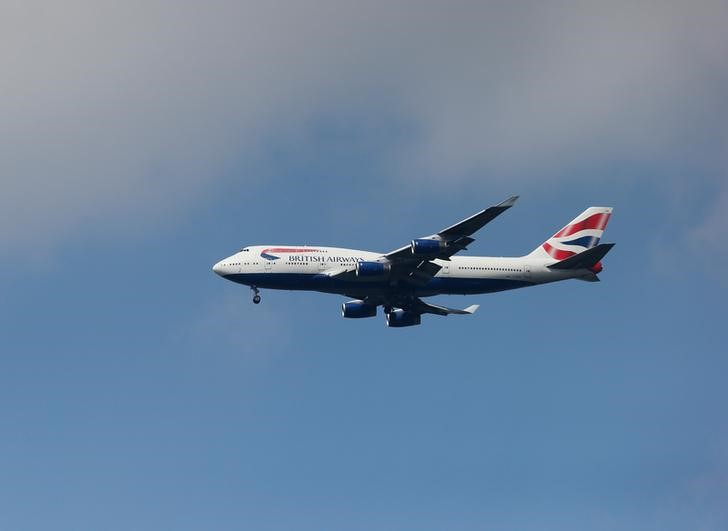 © Reuters. Avião Boeing 747 da British Airways durante pouso no aeroporto de Heathrow