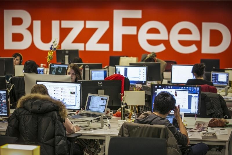 © Reuters. Buzzfeed employees work at the company's headquarters in New York