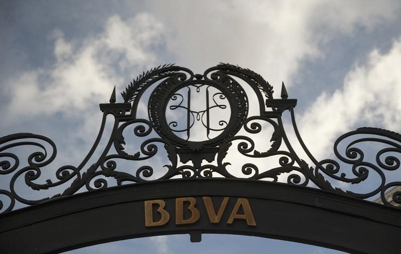 © Reuters. BBVA A PLUS QUE DOUBLÉ SON BÉNÉFICE NET AU 1ER SEMESTRE