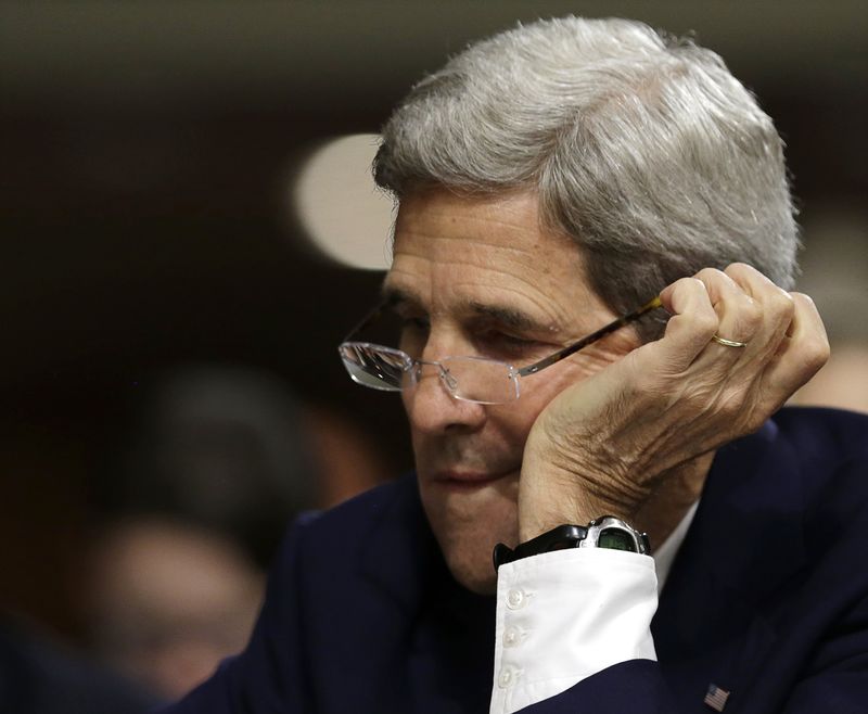 © Reuters. كيري يسعى لإقناع دول الخليج العربية باتفاق إيران