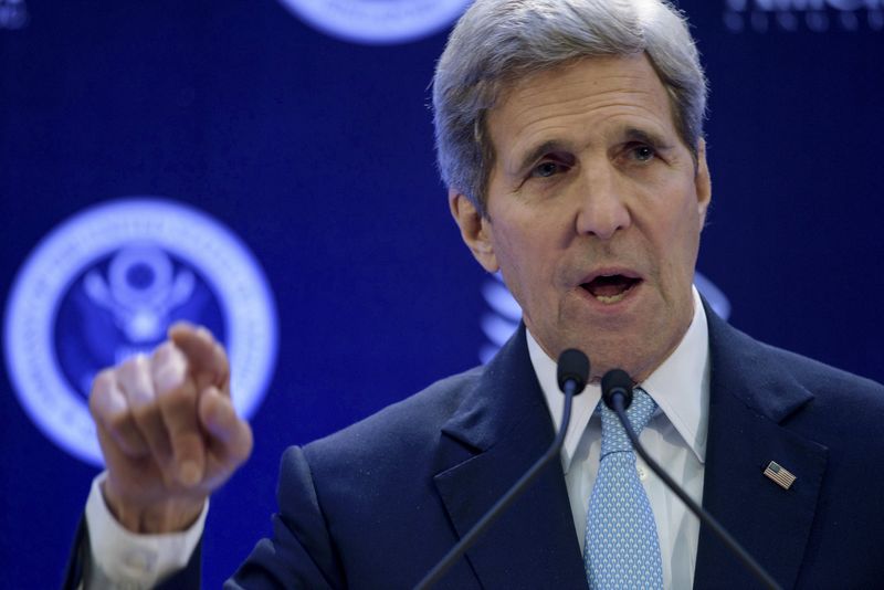 © Reuters. Secretário de Estado norte-americano, John Kerry, durante discurso em universidade em Cingapura