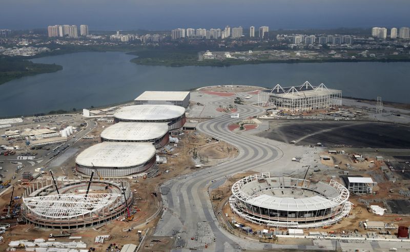 © Reuters. Vista aérea da construção do Parque Olímpico para Jogos do Rio 