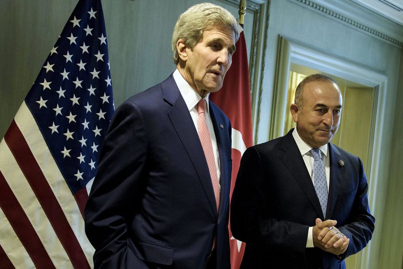 © Reuters.  Turquía dice que una coalición liderada por EEUU luchará contra EI